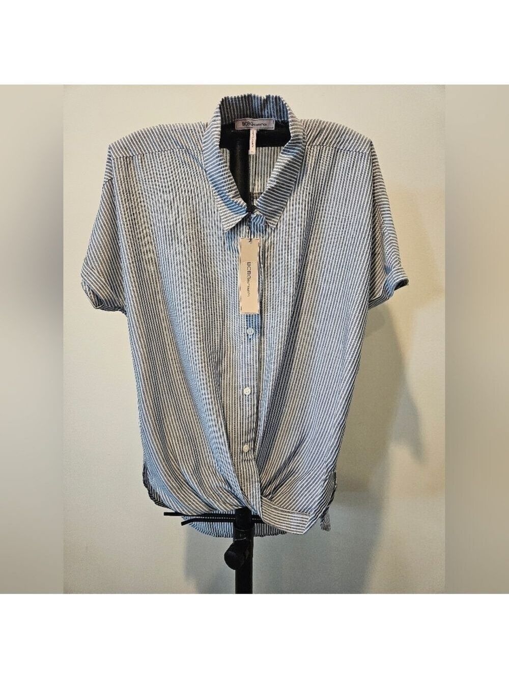 NWT BCBGENERATION WOMEN'S GREY/WHITE STRIPED WRAP WAIST HIGH-LOW SHIRT SIZE XXS